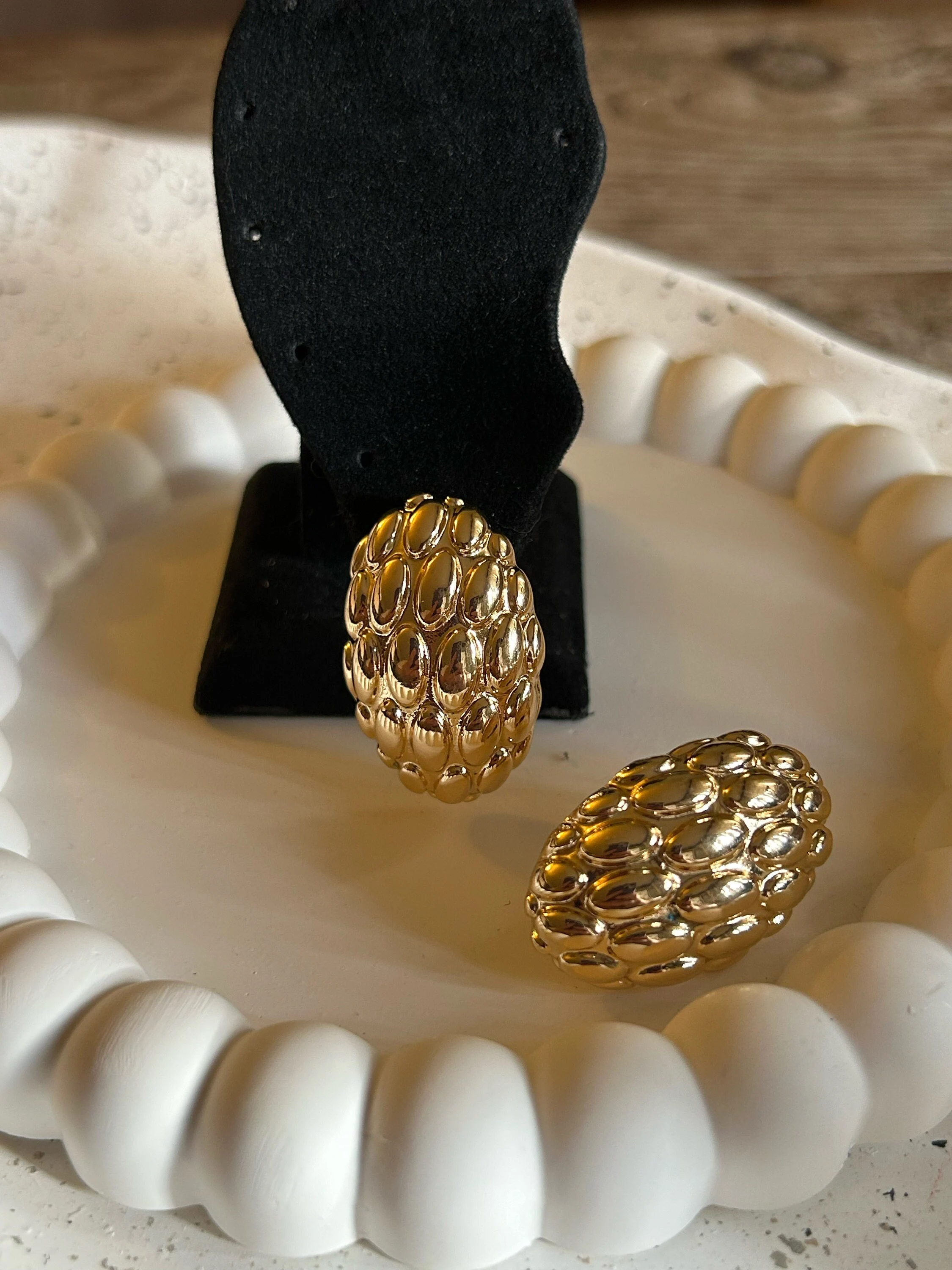 Oval Gold Earrings, Trendy Everyday Jewelry