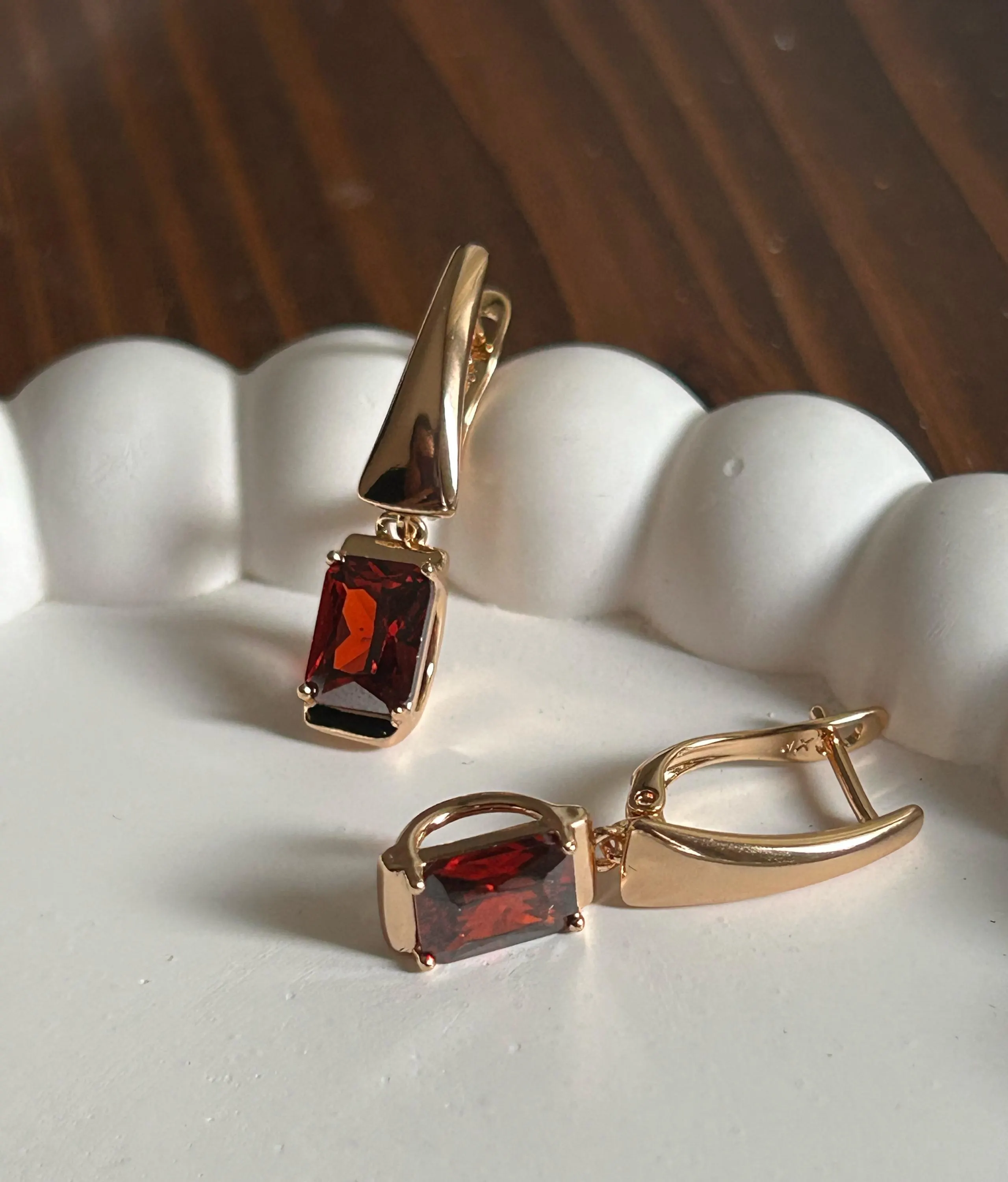 Gold Huggie Earrings, Red Baguette Zircon Huggie Earrings, Dainty Earrings, Red Zircon Earrings, Tiny Gold Baguette Earrings