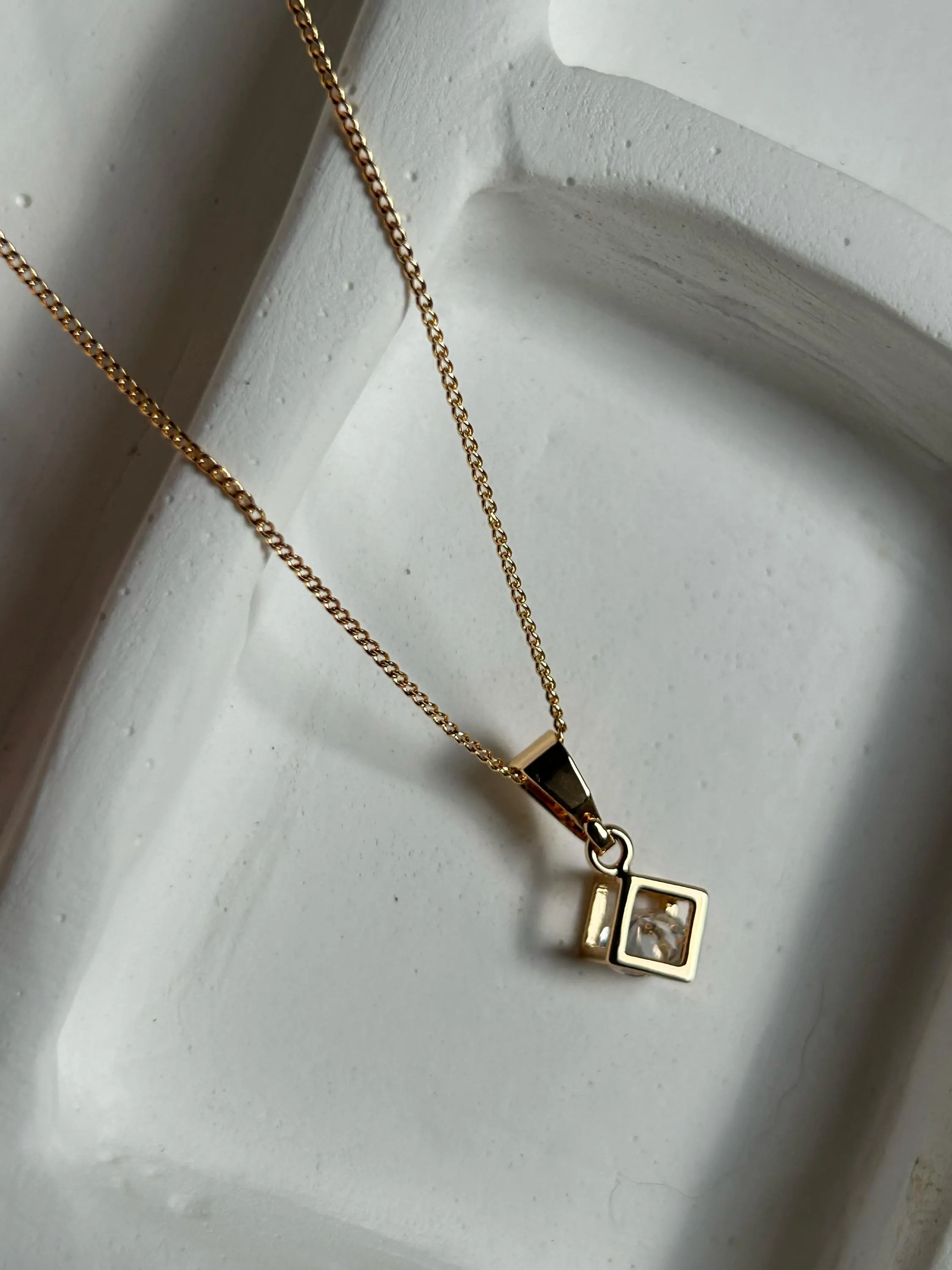 Gold Cube Pendant Necklace • Zircon Necklace • Minimal Jewelry • Dainty Necklace • Geometric Gift for Her