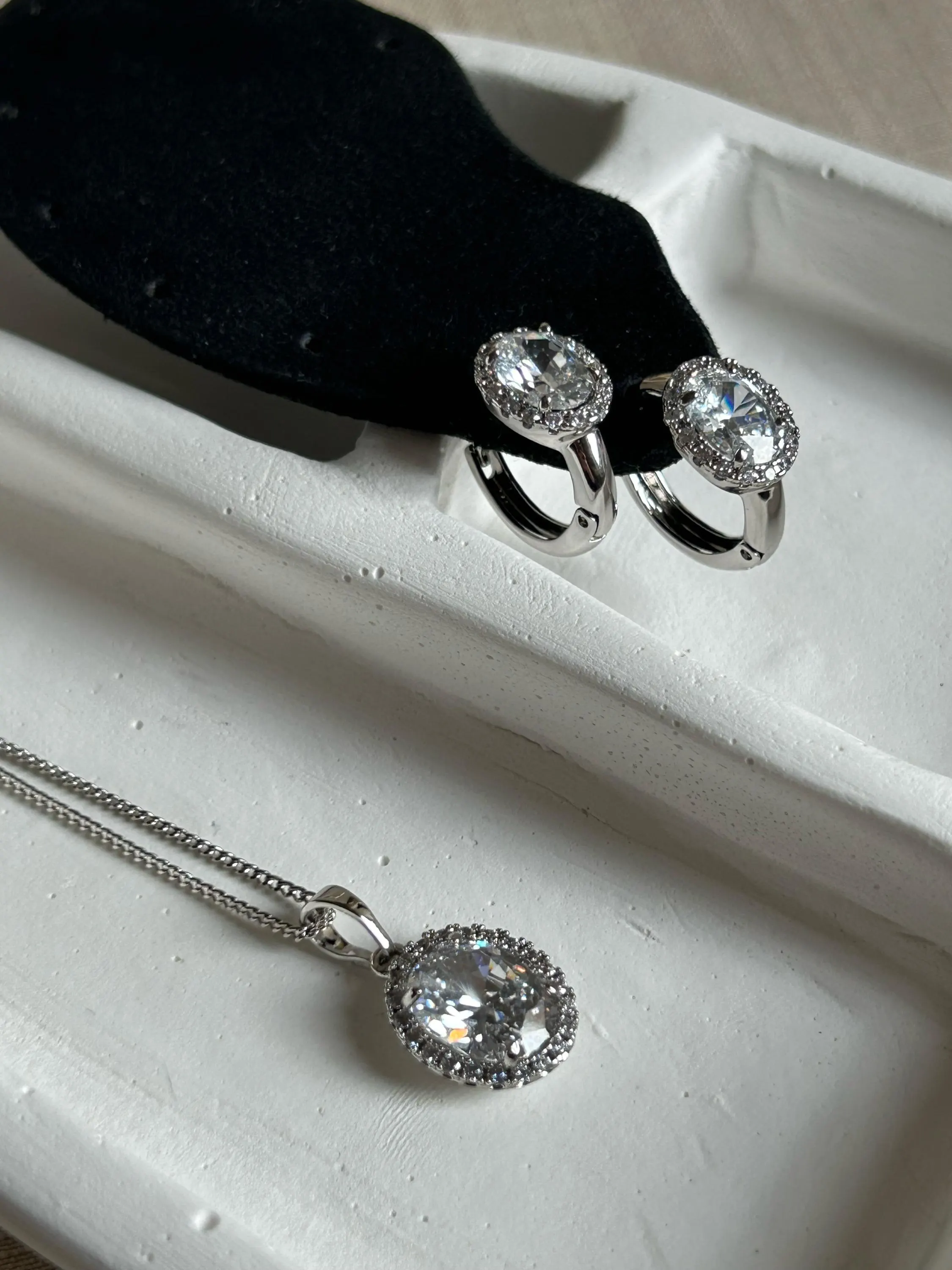 Oval Zircon Pendant Necklace, Jewelry Set, Huggie Zircon Earrings, Perfect Everyday, Bride Jewelry, Dainty Jewelry Set, Gift For Bride
