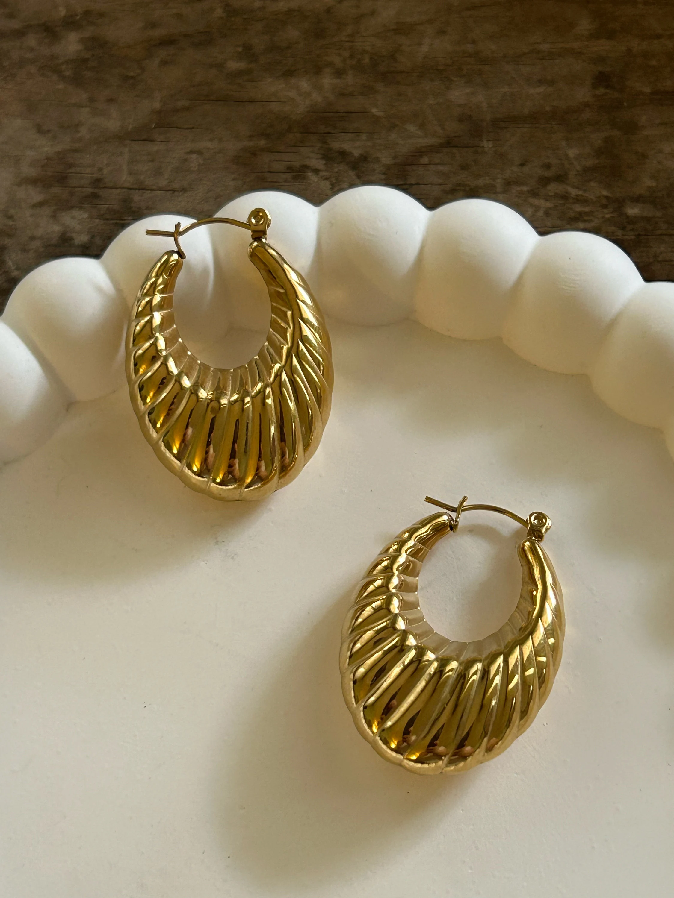 Gold Huggie Hoop Earrings: Tarnish-Free Steel, Everyday Style