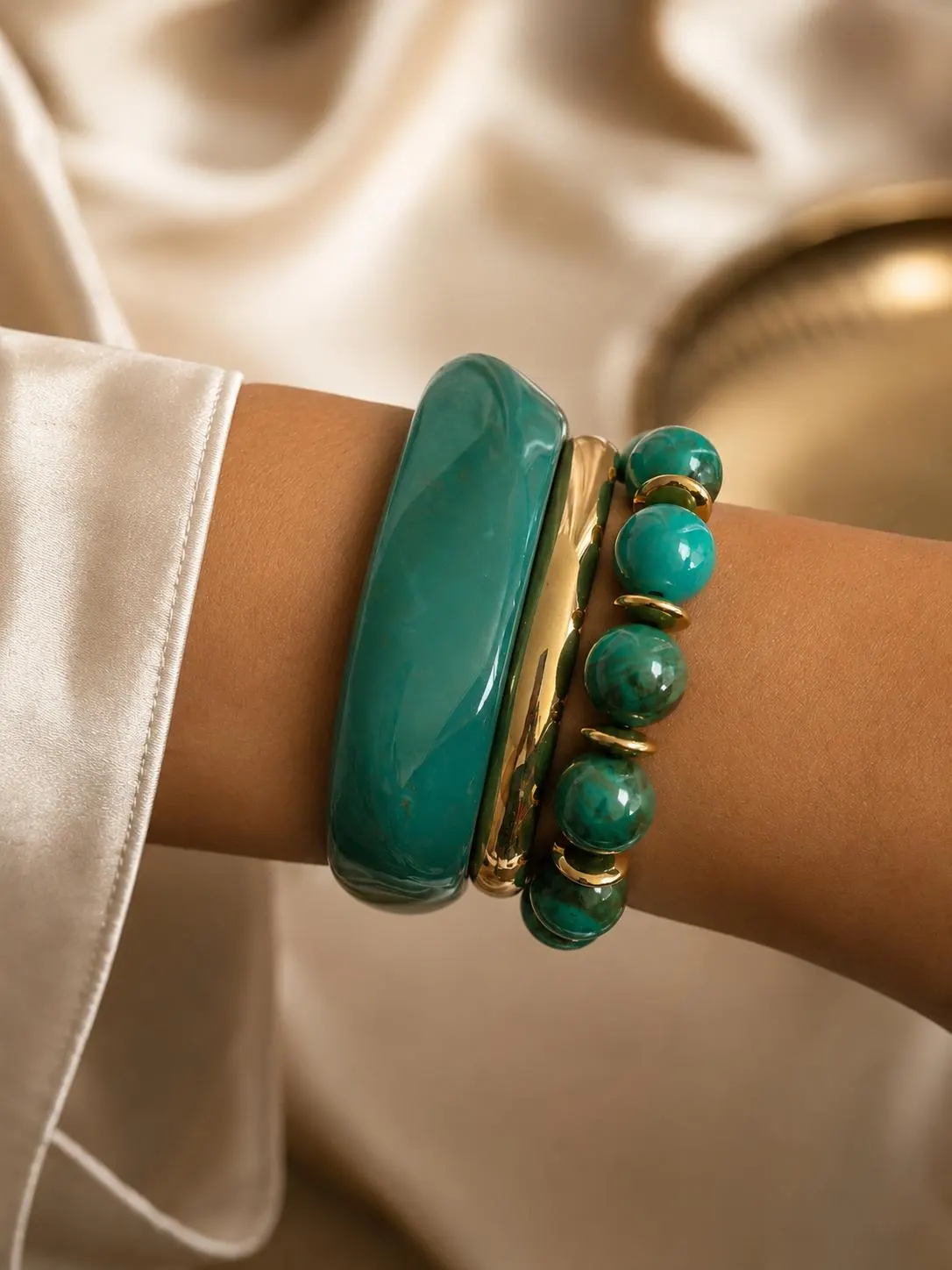 Chunky Resin Bangle Stack Set •  Blue Turquoise Resin Bangle • Gold Thin Bangle • Beaded Stretch Bracelet • Bracelet Set • Stacking Set